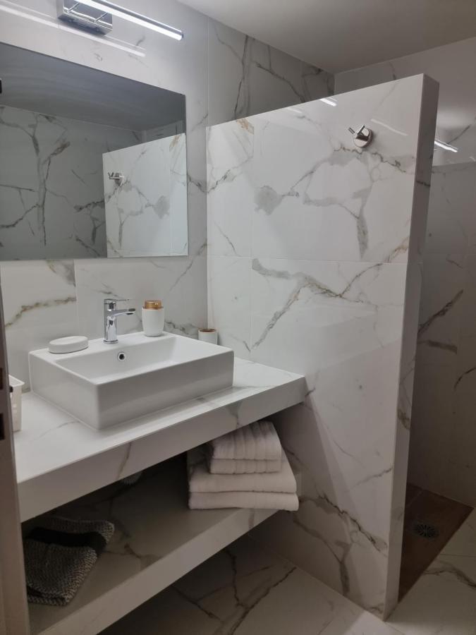 Bmv Apartments Athens Luaran gambar