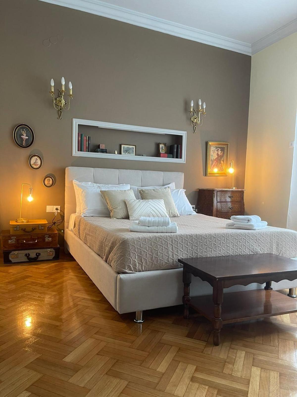 Bmv Apartments Athens Luaran gambar